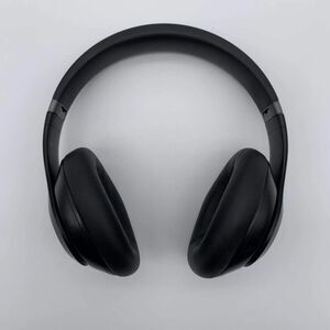 Beats Studio Pro Wireless Noise Cancelling Headphones - Black